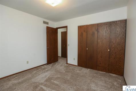 1705 Linda Lane North Mankato MN 56003