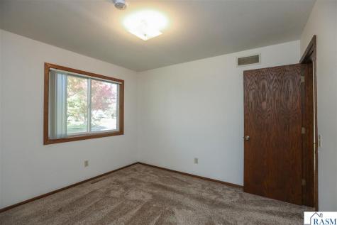 1705 Linda Lane North Mankato MN 56003