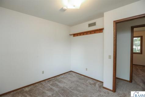 1705 Linda Lane North Mankato MN 56003