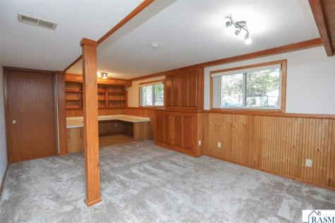 1705 Linda Lane North Mankato MN 56003