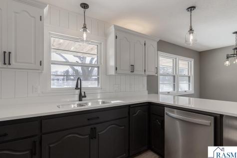 1458 Lookout Drive North Mankato MN 56003