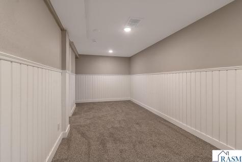 1458 Lookout Drive North Mankato MN 56003