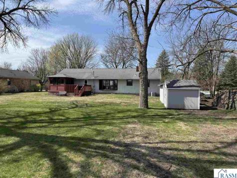 1458 Lookout Drive North Mankato MN 56003