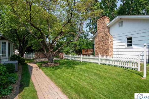 130 Atwood Drive Mankato MN 56001