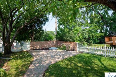 130 Atwood Drive Mankato MN 56001
