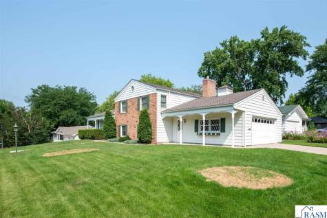 130 Atwood Drive Mankato MN 56001
