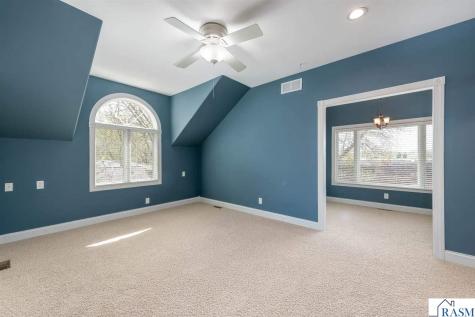 3710 Sioux Lane Madison Lake MN 56063