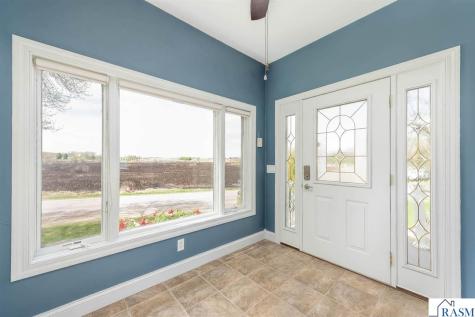 3710 Sioux Lane Madison Lake MN 56063