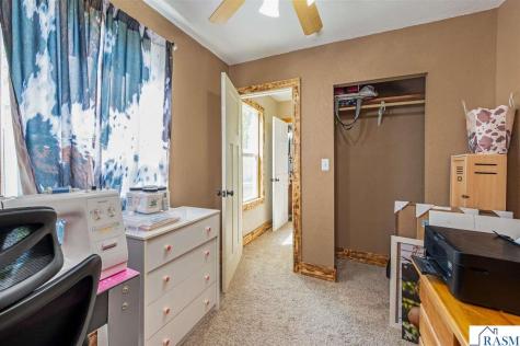 212 E Main Street St. Clair MN 56080