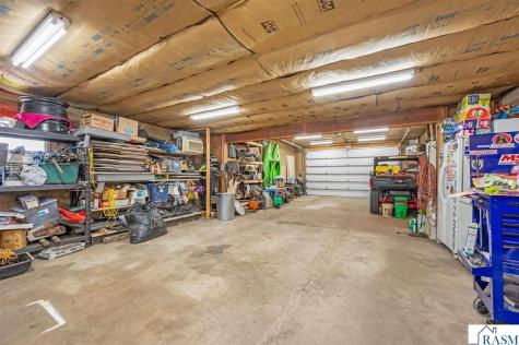 212 E Main Street St. Clair MN 56080