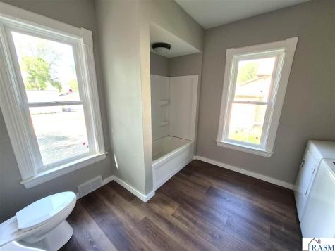 213 SW Summit Street Sleepy Eye MN 56085
