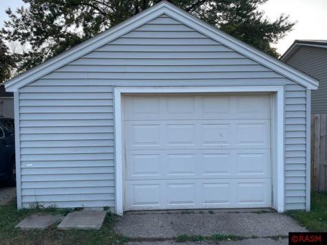713 S Jefferson Street New Ulm MN 56073
