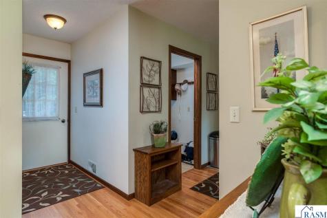 1810 Candi Lane North Mankato MN 56003