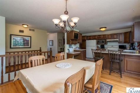1810 Candi Lane North Mankato MN 56003