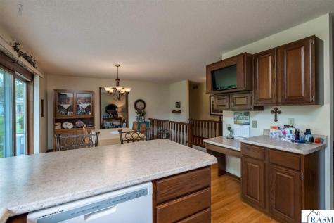 1810 Candi Lane North Mankato MN 56003