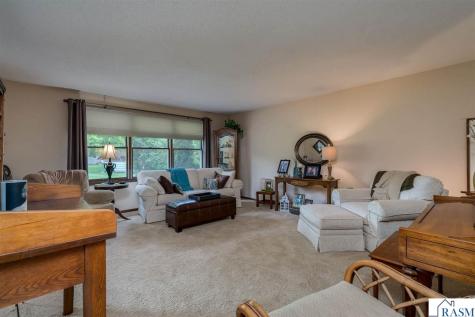 1810 Candi Lane North Mankato MN 56003