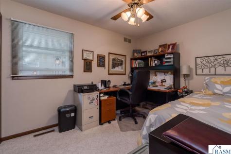 1810 Candi Lane North Mankato MN 56003