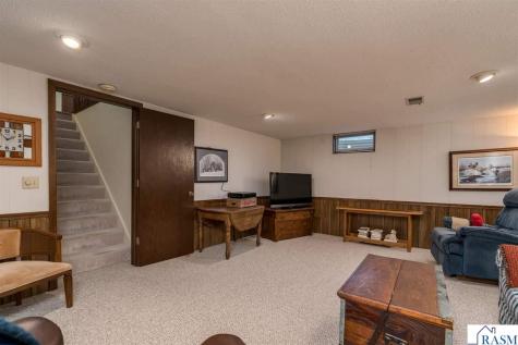1810 Candi Lane North Mankato MN 56003