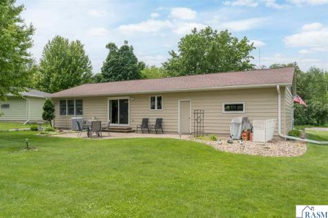 1810 Candi Lane North Mankato MN 56003