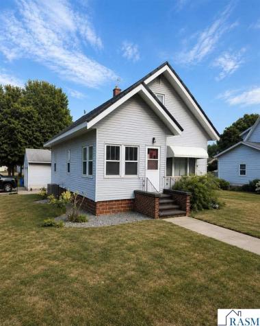 112 N White Street Comfrey MN 56019