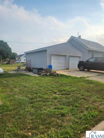 112 N White Street Comfrey MN 56019