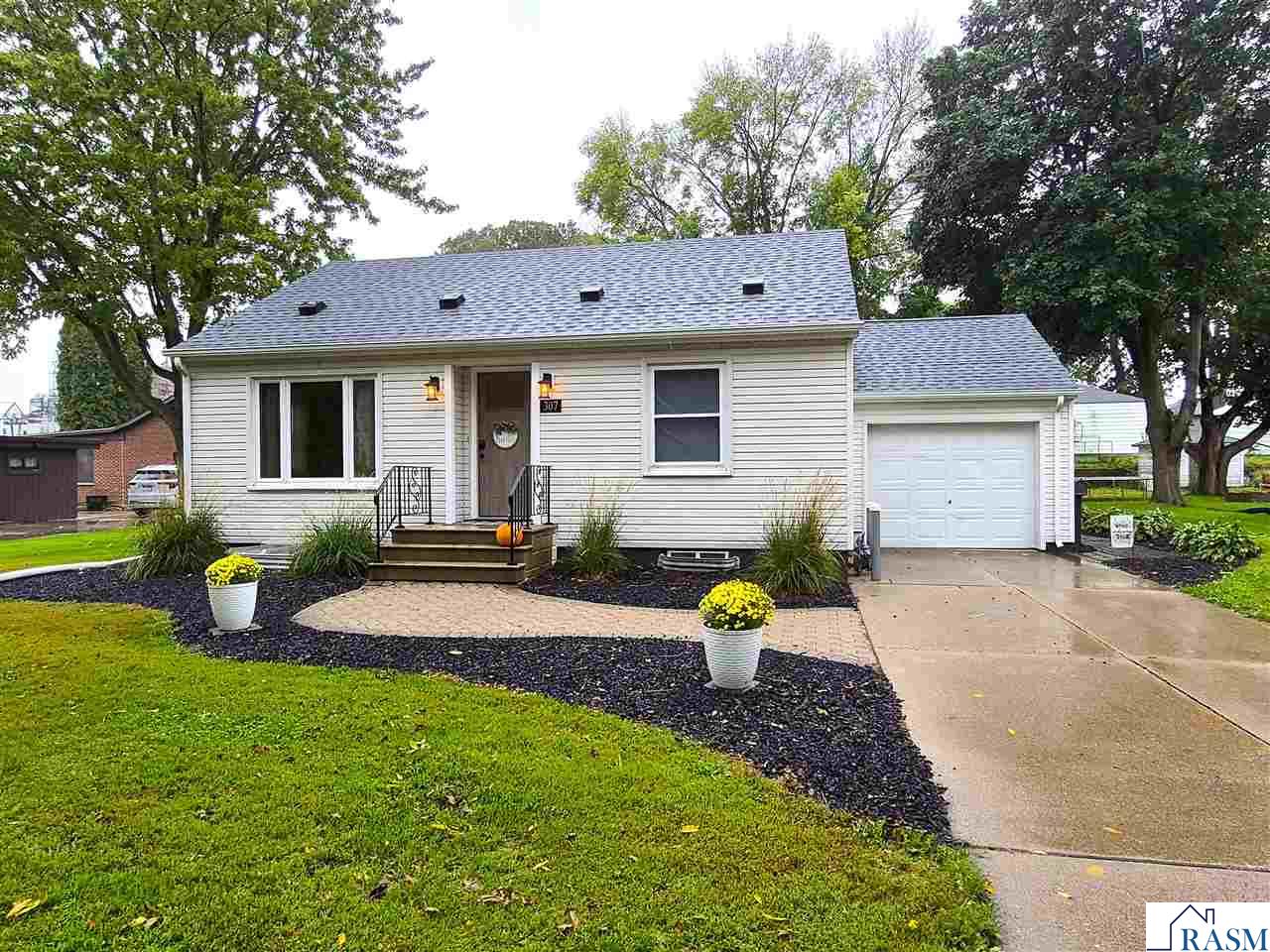 307 NE Rice Street Sleepy Eye MN 56085