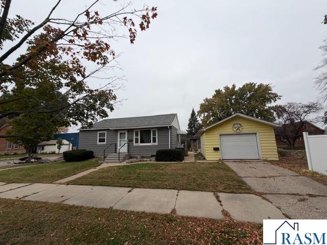 1604 N 2nd Street Mankato MN 56001
