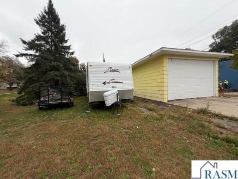 1604 N 2nd Street Mankato MN 56001