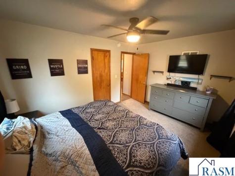 1604 N 2nd Street Mankato MN 56001