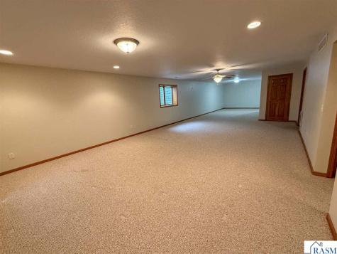510 Valley View Drive Courtland MN 56021