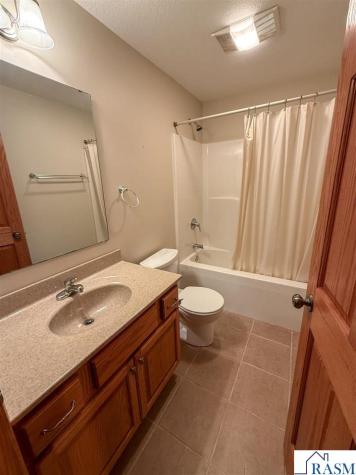 510 Valley View Drive Courtland MN 56021