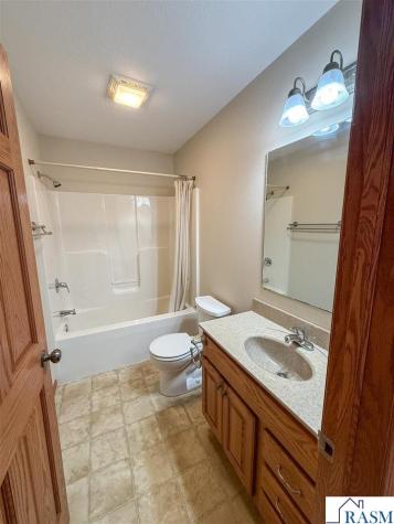 510 Valley View Drive Courtland MN 56021
