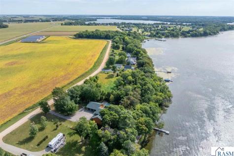 26047 Island Road Cleveland MN 56017-3218