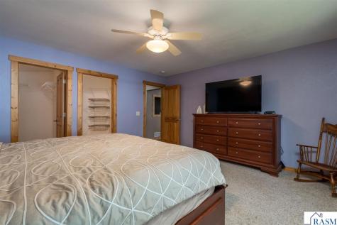 26047 Island Road Cleveland MN 56017-3218