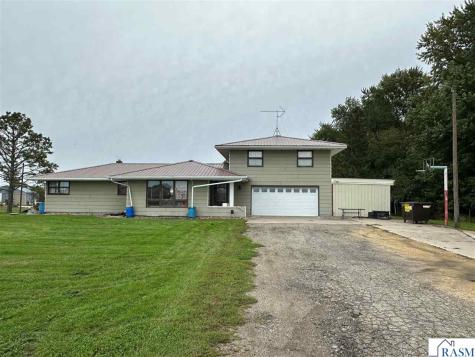 34544 740th Avenue St. James MN 56081-1705