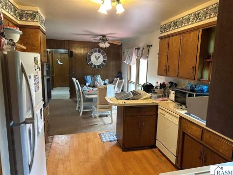 34544 740th Avenue St. James MN 56081-1705