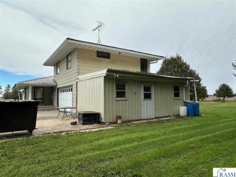 34544 740th Avenue St. James MN 56081-1705