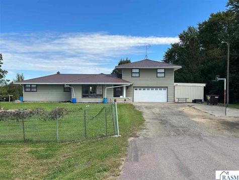 34544 740th Avenue St. James MN 56081-1705