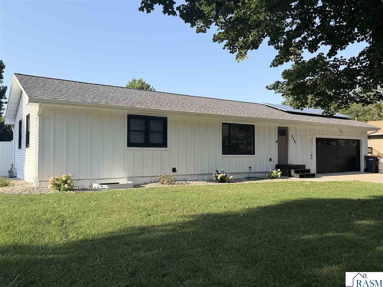 212 Maple Street Cleveland MN 56017
