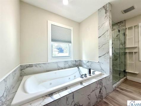 212 Maple Street Cleveland MN 56017