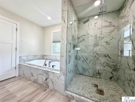 212 Maple Street Cleveland MN 56017