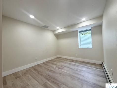 212 Maple Street Cleveland MN 56017
