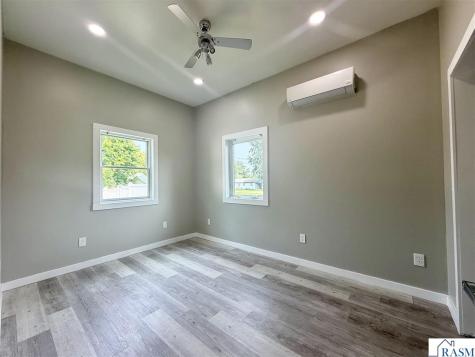 212 Maple Street Cleveland MN 56017