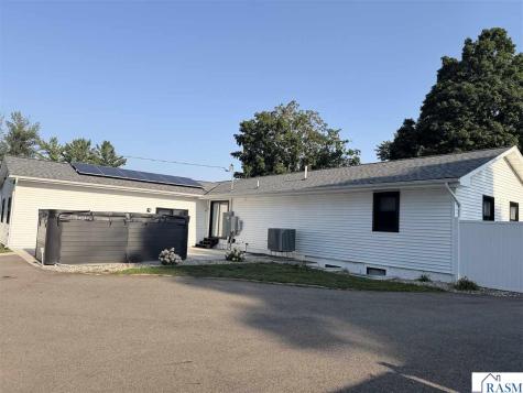 212 Maple Street Cleveland MN 56017