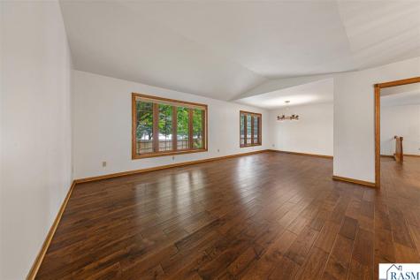 15 Caroletta Court Mankato MN 56001