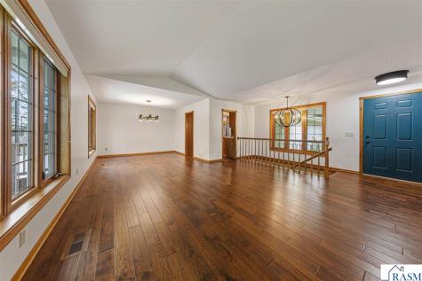 15 Caroletta Court Mankato MN 56001