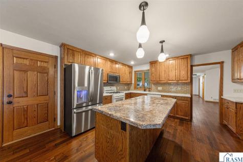 15 Caroletta Court Mankato MN 56001