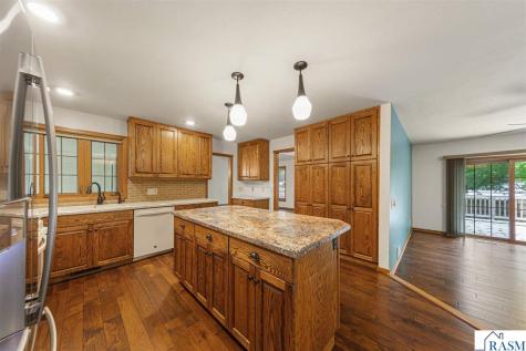 15 Caroletta Court Mankato MN 56001