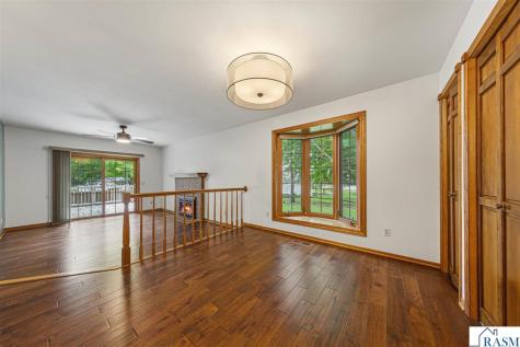 15 Caroletta Court Mankato MN 56001