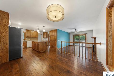 15 Caroletta Court Mankato MN 56001